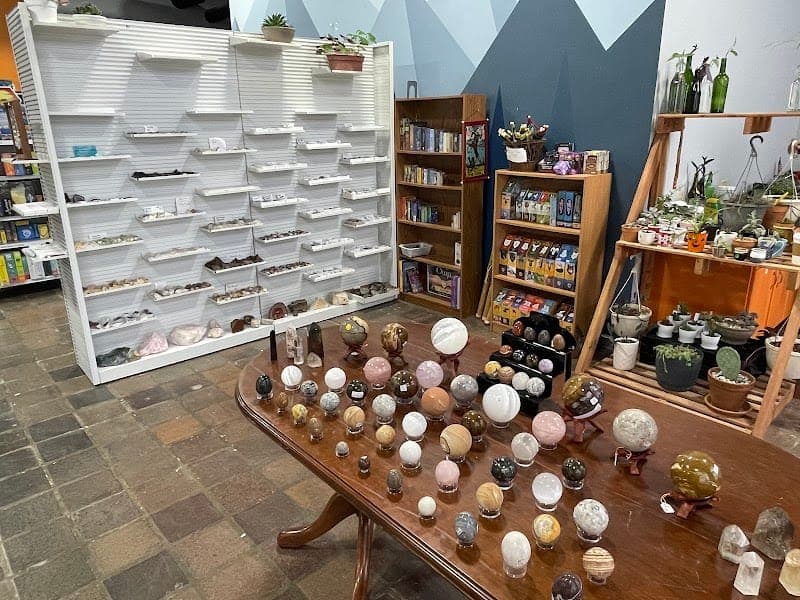 Horizon Gifts & Board Games