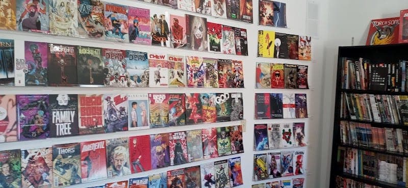 Final Boss Comics & Games