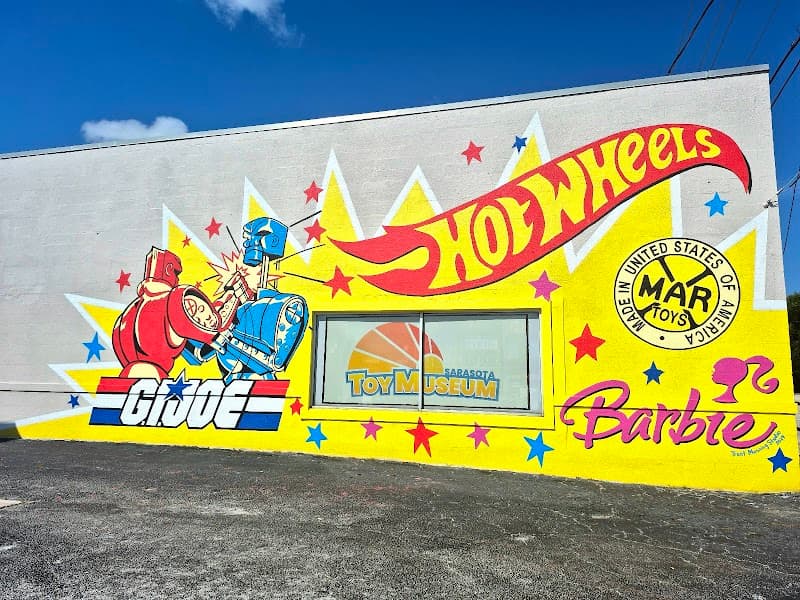 Sarasota Toy Museum / Moosehead Toys and Comics