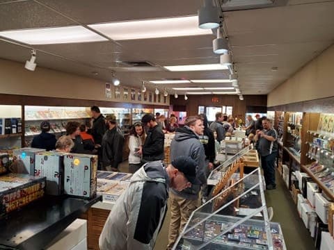 Spencer Sports Cards and Comics