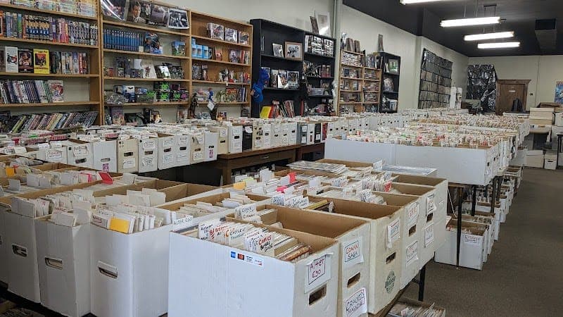 Roy's Comics & Games