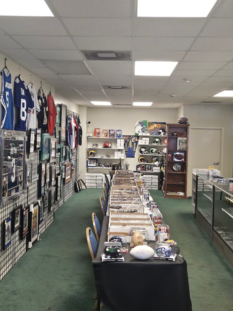 D's Cards & Memorabilia