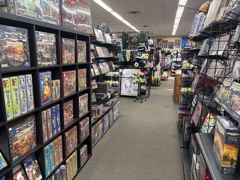 Madness Games & Comics